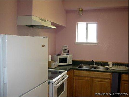 Pinn Road Inn And Suites Lackland Afb And Seaworld Сан-Антоніо Номер фото
